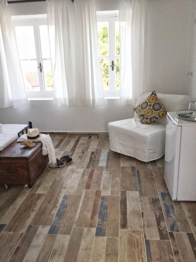 Gigi Rooms Poros Town Exterior foto